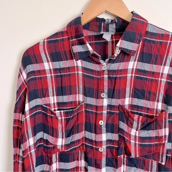 Charlotte Russe Button Down Flannel - Picture 2 of 5